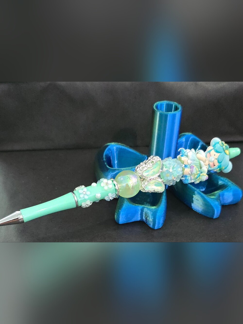 Iridescent Blue Beaded Pen